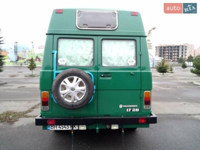 Зеленый Фольксваген ЛТ, объемом двигателя 2.4 л и пробегом 500 тыс. км за 2700 $, фото 3 на Automoto.ua