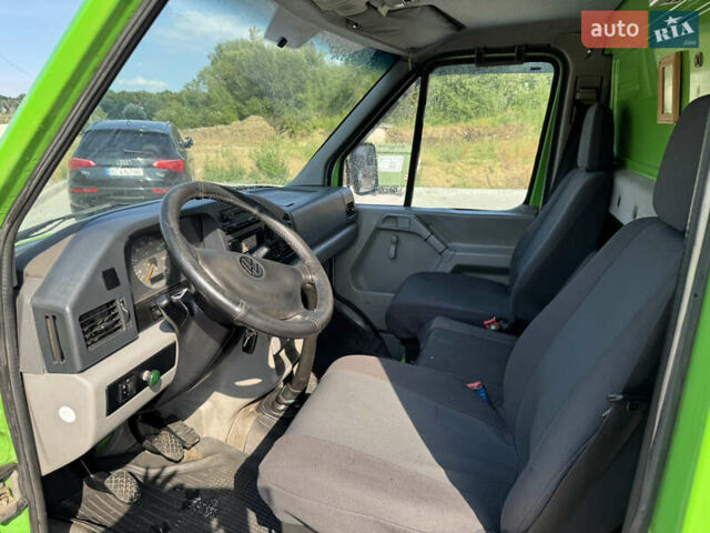 Зеленый Фольксваген ЛТ, объемом двигателя 2.8 л и пробегом 1000 тыс. км за 9900 $, фото 5 на Automoto.ua