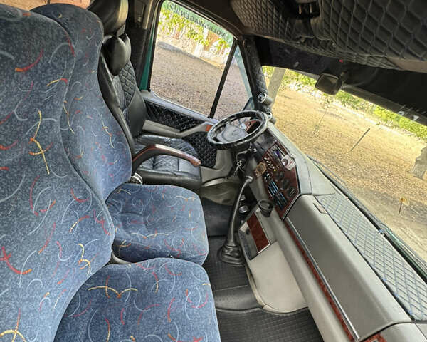 Зеленый Фольксваген ЛТ, объемом двигателя 2.8 л и пробегом 600 тыс. км за 6999 $, фото 10 на Automoto.ua