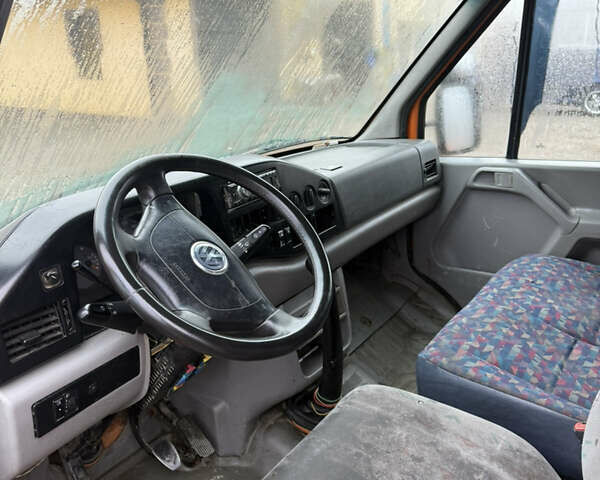 Помаранчевий Фольксваген ЛТ, об'ємом двигуна 2.46 л та пробігом 320 тис. км за 5200 $, фото 8 на Automoto.ua