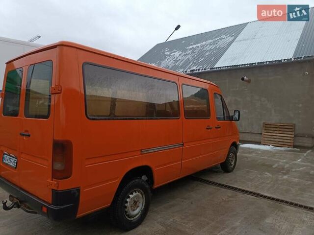 Помаранчевий Фольксваген ЛТ, об'ємом двигуна 2.46 л та пробігом 320 тис. км за 6700 $, фото 4 на Automoto.ua