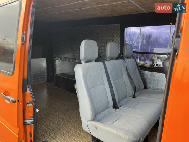 Помаранчевий Фольксваген ЛТ, об'ємом двигуна 2.46 л та пробігом 383 тис. км за 8400 $, фото 9 на Automoto.ua