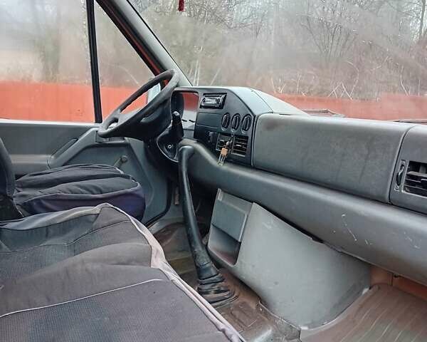 Помаранчевий Фольксваген ЛТ, об'ємом двигуна 2.46 л та пробігом 380 тис. км за 4650 $, фото 7 на Automoto.ua