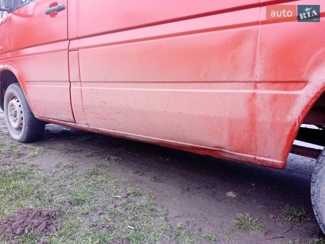 Помаранчевий Фольксваген ЛТ, об'ємом двигуна 2.46 л та пробігом 380 тис. км за 4650 $, фото 6 на Automoto.ua