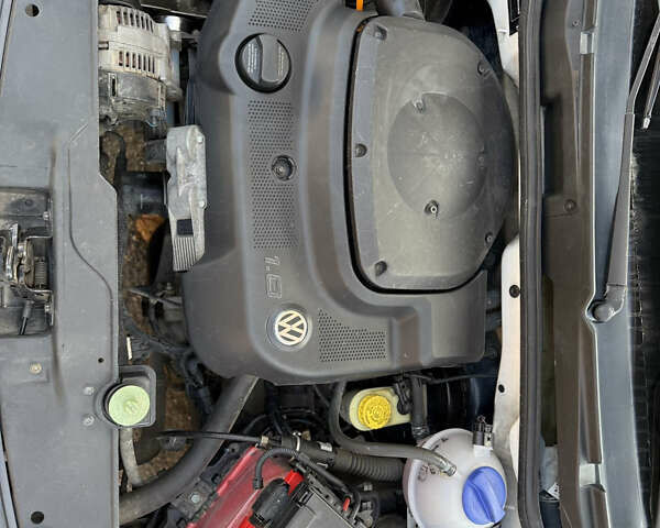 Белый Фольксваген Лупо, объемом двигателя 1 л и пробегом 187 тыс. км за 2700 $, фото 4 на Automoto.ua