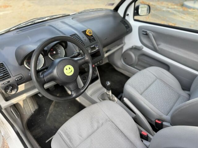 Белый Фольксваген Лупо, объемом двигателя 1 л и пробегом 187 тыс. км за 2700 $, фото 4 на Automoto.ua