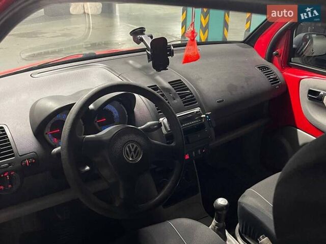 Красный Фольксваген Лупо, объемом двигателя 1 л и пробегом 313 тыс. км за 2400 $, фото 7 на Automoto.ua