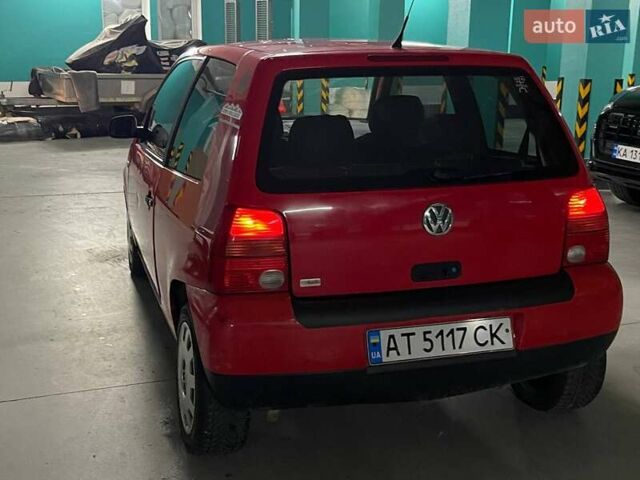 Красный Фольксваген Лупо, объемом двигателя 1 л и пробегом 313 тыс. км за 2400 $, фото 5 на Automoto.ua