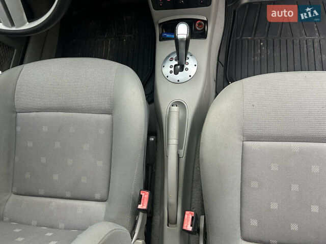 Сірий Фольксваген Лупо, об'ємом двигуна 1.19 л та пробігом 280 тис. км за 3300 $, фото 6 на Automoto.ua