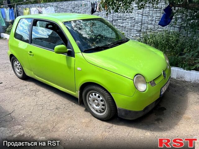 Зеленый Фольксваген Лупо, объемом двигателя 1.2 л и пробегом 205 тыс. км за 3000 $, фото 2 на Automoto.ua