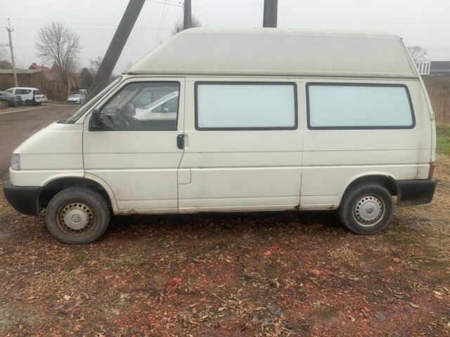 Белый Фольксваген Мультиван, объемом двигателя 0 л и пробегом 350 тыс. км за 2800 $, фото 3 на Automoto.ua