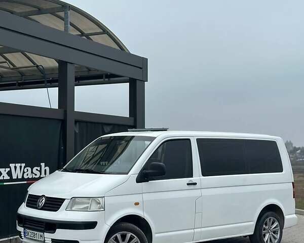 Белый Фольксваген Мультиван, объемом двигателя 1.9 л и пробегом 300 тыс. км за 6999 $, фото 10 на Automoto.ua