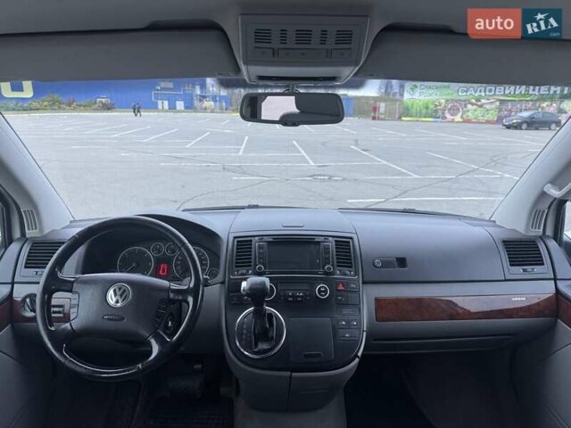 Білий Фольксваген Мультиван, об'ємом двигуна 2.46 л та пробігом 289 тис. км за 13500 $, фото 14 на Automoto.ua