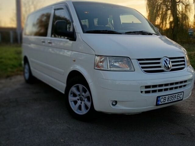 Фольксваген Мультиван 2008 в Нежине на Automoto.ua Белый Фольксваген Мультиван, объемом двигателя 2.5 л и пробегом 330 тыс. км за 10000 $, фото 3 на Automoto.ua