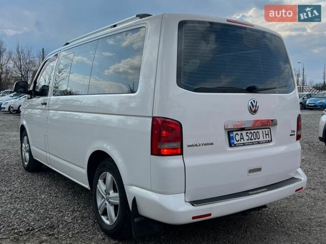 Білий Фольксваген Мультиван, об'ємом двигуна 1.98 л та пробігом 310 тис. км за 17999 $, фото 5 на Automoto.ua