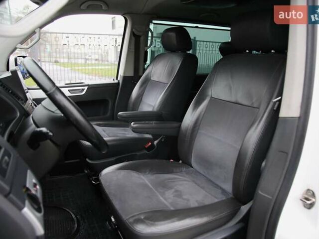 Белый Фольксваген Мультиван, объемом двигателя 1.98 л и пробегом 302 тыс. км за 23700 $, фото 6 на Automoto.ua