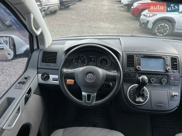 Білий Фольксваген Мультиван, об'ємом двигуна 1.98 л та пробігом 310 тис. км за 17999 $, фото 11 на Automoto.ua