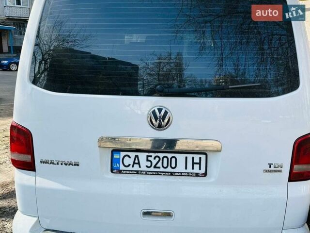 Белый Фольксваген Мультиван, объемом двигателя 2 л и пробегом 310 тыс. км за 17500 $, фото 11 на Automoto.ua
