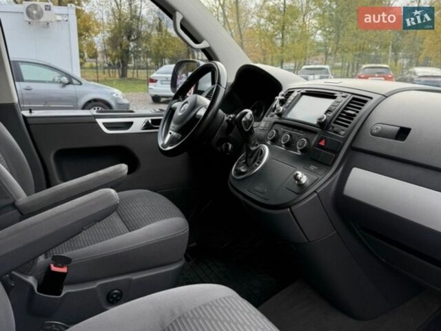 Белый Фольксваген Мультиван, объемом двигателя 2 л и пробегом 310 тыс. км за 17500 $, фото 5 на Automoto.ua