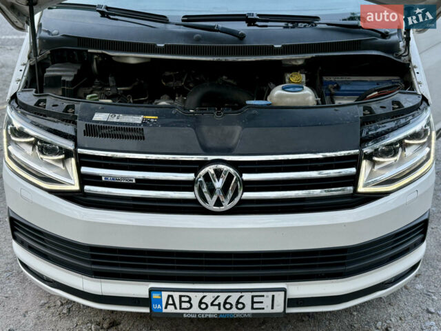 Білий Фольксваген Мультиван, об'ємом двигуна 1.97 л та пробігом 327 тис. км за 24700 $, фото 6 на Automoto.ua