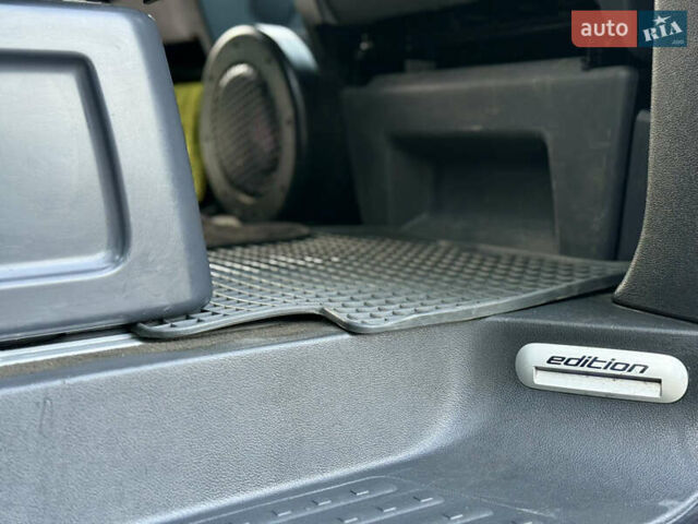 Белый Фольксваген Мультиван, объемом двигателя 1.97 л и пробегом 313 тыс. км за 26200 $, фото 55 на Automoto.ua