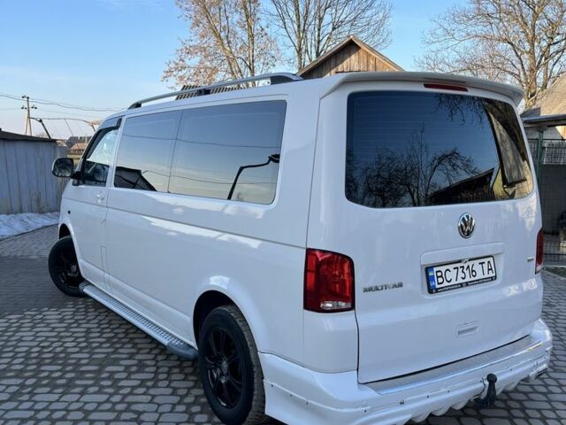 Білий Фольксваген Мультиван, об'ємом двигуна 2 л та пробігом 420 тис. км за 10500 $, фото 4 на Automoto.ua