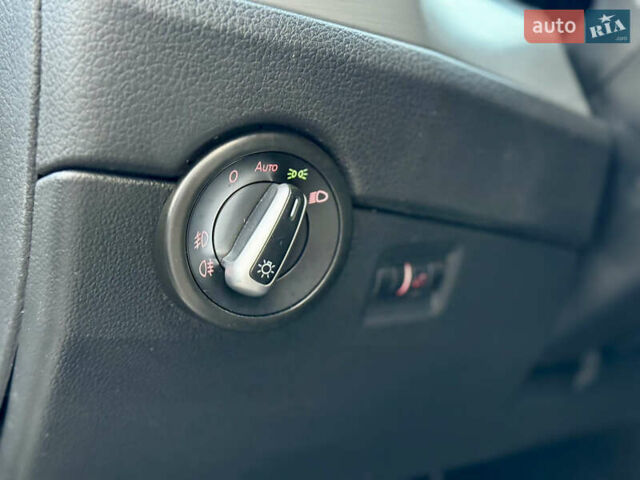 Белый Фольксваген Мультиван, объемом двигателя 1.97 л и пробегом 313 тыс. км за 26200 $, фото 36 на Automoto.ua