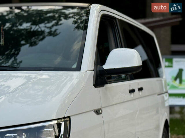 Белый Фольксваген Мультиван, объемом двигателя 1.97 л и пробегом 313 тыс. км за 26200 $, фото 1 на Automoto.ua