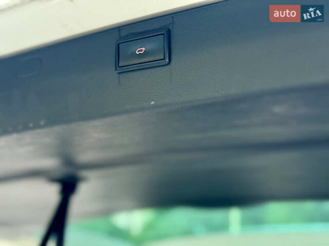 Белый Фольксваген Мультиван, объемом двигателя 1.97 л и пробегом 313 тыс. км за 26200 $, фото 52 на Automoto.ua