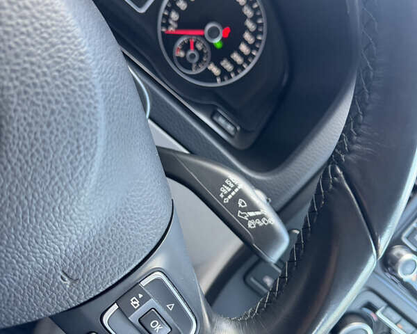 Белый Фольксваген Мультиван, объемом двигателя 2 л и пробегом 221 тыс. км за 26500 $, фото 41 на Automoto.ua