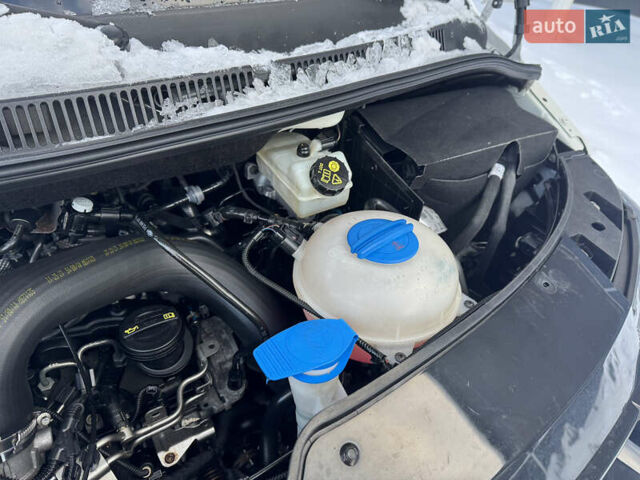 Белый Фольксваген Мультиван, объемом двигателя 2 л и пробегом 221 тыс. км за 26500 $, фото 76 на Automoto.ua