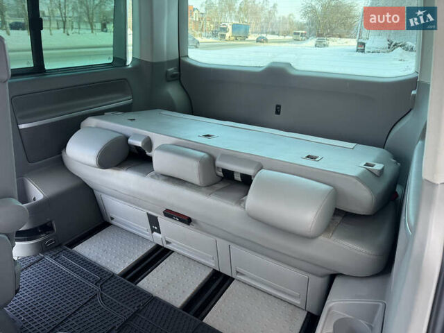 Белый Фольксваген Мультиван, объемом двигателя 2 л и пробегом 221 тыс. км за 26500 $, фото 55 на Automoto.ua