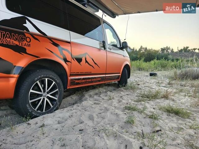Фольксваген Мультиван 2016 в Черкассах на Automoto.ua Белый Фольксваген Мультиван, объемом двигателя 1.98 л и пробегом 200 тыс. км за 49000 $, фото 37 на Automoto.ua