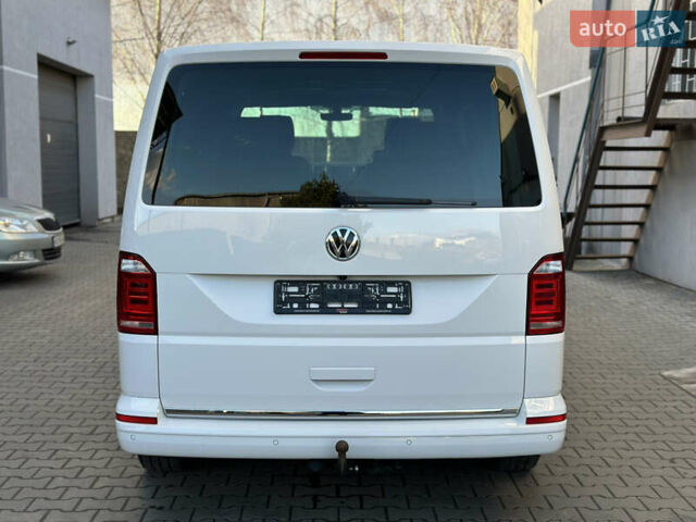 Белый Фольксваген Мультиван, объемом двигателя 2 л и пробегом 230 тыс. км за 36900 $, фото 8 на Automoto.ua
