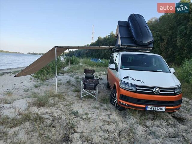 Фольксваген Мультиван 2016 в Черкассах на Automoto.ua Белый Фольксваген Мультиван, объемом двигателя 1.98 л и пробегом 200 тыс. км за 49000 $, фото 29 на Automoto.ua