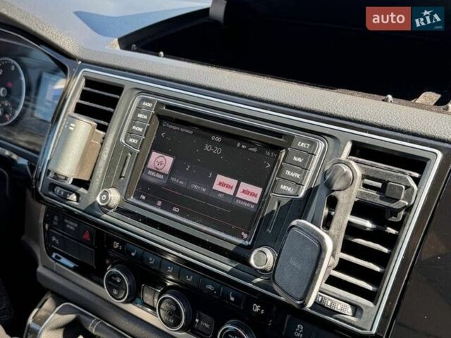Білий Фольксваген Мультиван, об'ємом двигуна 1.97 л та пробігом 359 тис. км за 28000 $, фото 29 на Automoto.ua