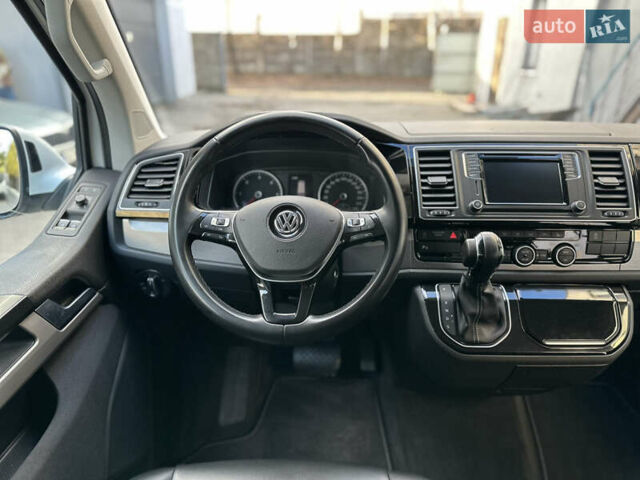 Белый Фольксваген Мультиван, объемом двигателя 2 л и пробегом 230 тыс. км за 36900 $, фото 19 на Automoto.ua