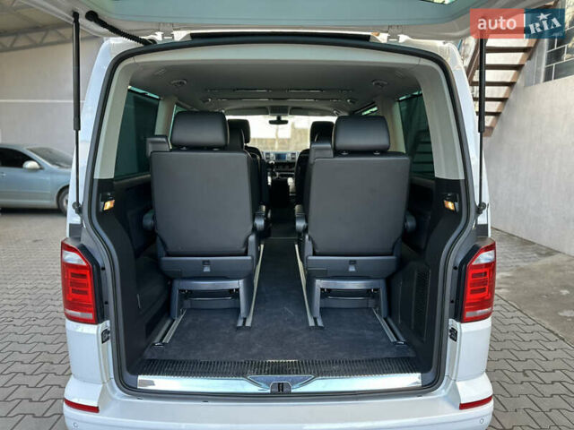 Белый Фольксваген Мультиван, объемом двигателя 2 л и пробегом 230 тыс. км за 36900 $, фото 20 на Automoto.ua