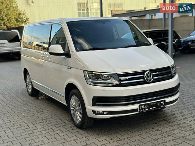 Белый Фольксваген Мультиван, объемом двигателя 2 л и пробегом 230 тыс. км за 36900 $, фото 4 на Automoto.ua