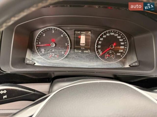 Білий Фольксваген Мультиван, об'ємом двигуна 1.97 л та пробігом 355 тис. км за 28700 $, фото 7 на Automoto.ua