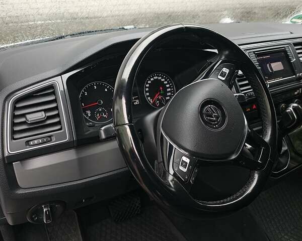 Фольксваген Мультиван 2016 в Черкассах на Automoto.ua Белый Фольксваген Мультиван, объемом двигателя 1.98 л и пробегом 200 тыс. км за 49000 $, фото 10 на Automoto.ua