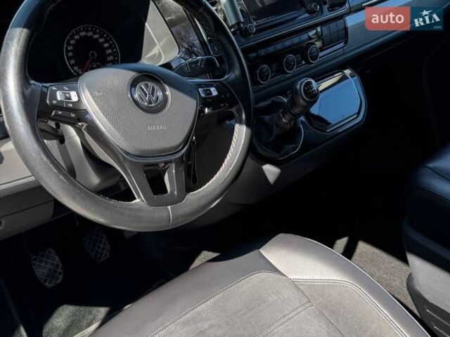 Білий Фольксваген Мультиван, об'ємом двигуна 1.97 л та пробігом 359 тис. км за 28000 $, фото 17 на Automoto.ua
