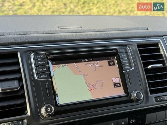 Белый Фольксваген Мультиван, объемом двигателя 1.98 л и пробегом 225 тыс. км за 34999 $, фото 44 на Automoto.ua