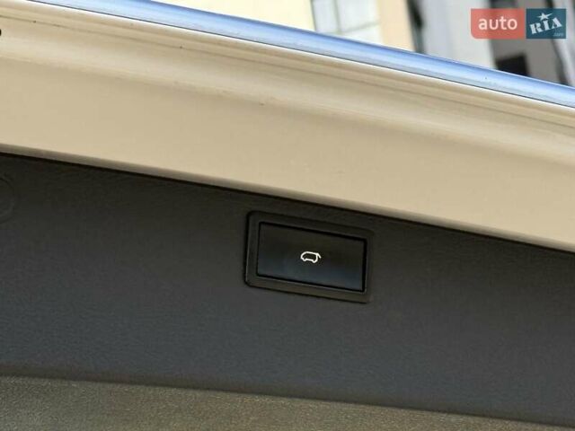 Белый Фольксваген Мультиван, объемом двигателя 1.98 л и пробегом 225 тыс. км за 34999 $, фото 49 на Automoto.ua