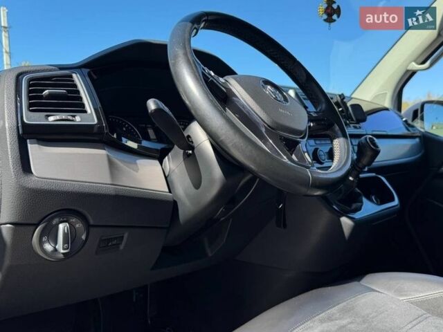 Білий Фольксваген Мультиван, об'ємом двигуна 1.97 л та пробігом 359 тис. км за 28000 $, фото 16 на Automoto.ua