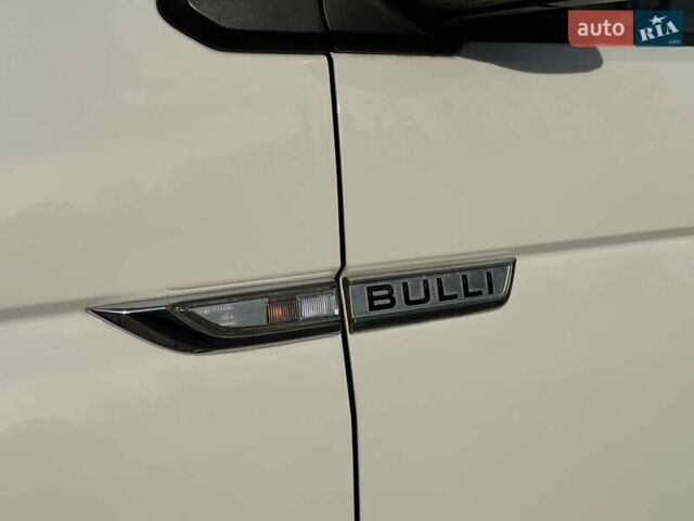 Белый Фольксваген Мультиван, объемом двигателя 1.98 л и пробегом 225 тыс. км за 34999 $, фото 17 на Automoto.ua