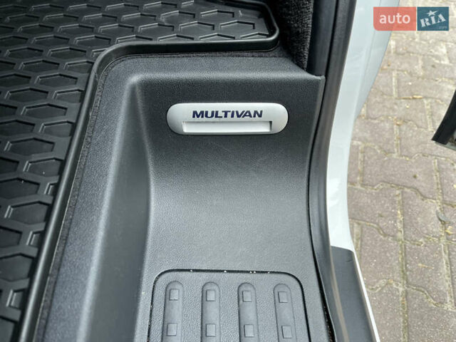Білий Фольксваген Мультиван, об'ємом двигуна 1.97 л та пробігом 103 тис. км за 36900 $, фото 40 на Automoto.ua
