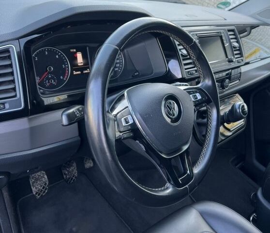 Білий Фольксваген Мультиван, об'ємом двигуна 0 л та пробігом 200 тис. км за 35800 $, фото 11 на Automoto.ua