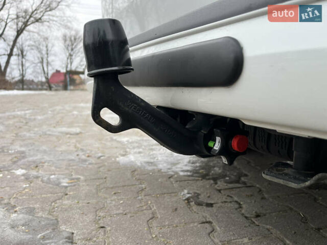 Білий Фольксваген Мультиван, об'ємом двигуна 1.97 л та пробігом 103 тис. км за 36900 $, фото 32 на Automoto.ua