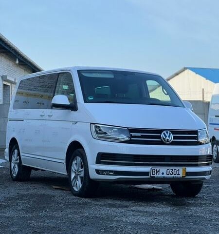 Білий Фольксваген Мультиван, об'ємом двигуна 0 л та пробігом 200 тис. км за 35800 $, фото 1 на Automoto.ua